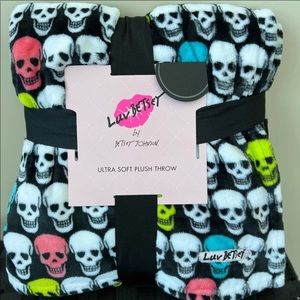 Betsey Johnson Skull Ultra Plush Throw